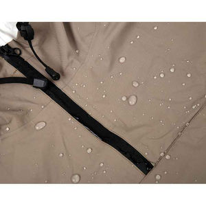 Ropa Impermeable Reutilizable de Nailon para Uso en Exteriores - Protección contra la Lluvia - Product Image 6