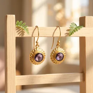 Pendientes de Cuarzo Amatista Morado en Forma Redonda, Chapados en Oro de 18k sobre Latón, Venta al por Mayor, Joyería Minimalista de Moda - Product Image 5