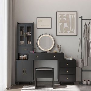 Ensemble de coiffeuses et de tables de maquillage – Collection - Product Image 1