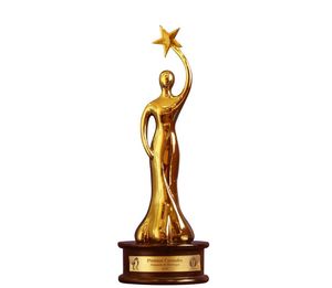 Dernier Trophée Étoile Dorée Femme avec Base Noire – Récompense Premium pour Achievement, Cérémonie d'entreprise, Cadeau Personnalisé, Trophée Artistique - Product Image 4