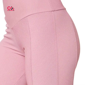 Custom Logo OEM Women's Plus Size Solid 2-Piece Yoga Set Breathable Quick Dry Eco-Friendly Seamless Sport Leggings High Quality - Product Image 3