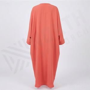 Nouveau produit : Abaya respirante à manches chauve-souris, personnalisable pour adultes, double face, en polyester, robes musulmanes élégantes, couleur sur mesure - Product Image 2