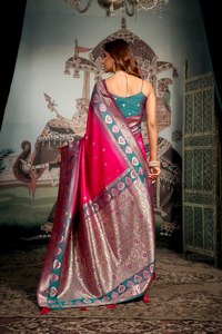 Envílase en Elegancia, Haga de Cada Momento una Experiencia Real, Disfrute de una Gracia Atemporal, Saree de Seda, Tela de Seda de Primera Calidad, Suave y Pesada - Product Image 4