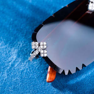 Gafas de Sol Ópticas Unisex con Diamantes de Moissanita, Estilo Hip Hop, Ligeras, para Senderismo, en Caja - Product Image 3