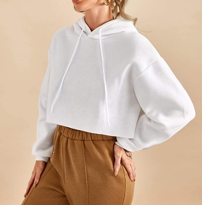 Manufacturing Customizable Color Logo All Seasons Easy Women Crop Top Hoodie Full Zip Cotton 100% Fleece Women Crop Top Hoodies - Product Image 6
