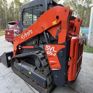 Chargeuse compacte Kubota SVL65-2 à vendre, dotée d'un moteur puissant et de commandes confortables avec système à 2 vitesses. - Product Image 5