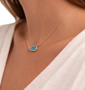 Collier en Opale Doublette, Pendentif Pierre de Naissance d'Octobre, Or Massif 14K 18K, Bijoux Fins Délicats, Collier Pendentif Amour Fait Main - Product Image 4