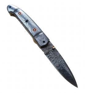 Couteau utilitaire pliant artisanal en acier Damas avec manche mosaïque, pièce de présentation exécutive - Product Image 6