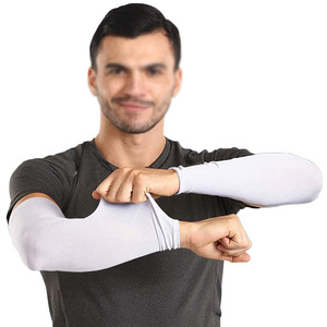 Manchons de compression unisexes en gros, absorbants la transpiration et anti-UV, pour le baseball, le football, le basketball et l'entraînement - Product Image 2