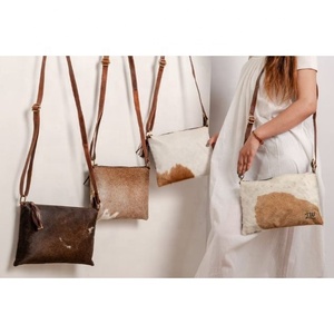 LW Sac à bandoulière en cuir à poils de vache pour femmes, fabriqué à la main, en fourrure véritable, vintage et tendance, pour robe d'été, style féminin. - Product Image 1