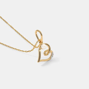 Collar con Colgante de Diamante Cultivado en Laboratorio en Forma de Corazón con Perla en Oro Amarillo - Product Image 4