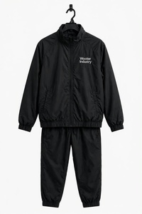 Ensemble de survêtement coupe-vent sportif noir tissé 240g pour homme, avec veste à capuche entièrement zippée et pantalon en polyester, mode hiver, vente en gros - Product Image 4