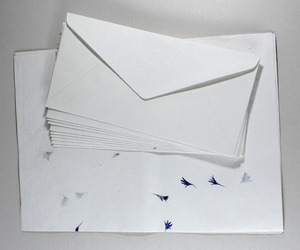 Hot Selling Cotton Premium Papers' 10 A4 Letter Heads + 5 Envelopes Packed As A Set In A Folder - Product Image 3