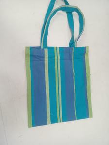 Sacs fourre-tout en toile couleur unie, très tendance, style maximaliste, avec fermeture éclair, poignée contrastante audacieuse, sac de shopping de créateur, sac à main nautique avec chaîne - Product Image 4