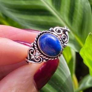 Bague artisanale en lapis-lazuli, argent sterling 925, ovale, bijoux fantaisie hippie, pierre précieuse bleue, cadeau pour femme, vente en gros - Product Image 2