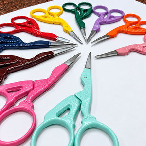 กรรไกรปักลายมืออาชีพพร้อมด้ามจับลายนกกระสาตกแต่ง - Product Image 4