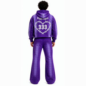 Conjunto de Sudadera con Capucha y Pantalones Deportivos para Hombre, Personalizado con Bordado Desgastado, Resistente al Viento, Transpirable, con Pedrería, Efecto Deslavado al Sol y Lavado Ácido - Product Image 6