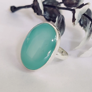 Anillo de Compromiso o Boda Bohemio Hecho a Mano en Plata de Ley 925 con Calcedonia Acuática de Corte Ovalado para Mujer - Product Image 4