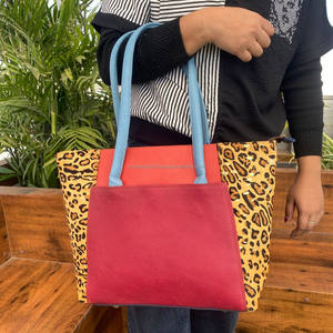Bolsos de hombro de cuero reciclado con estampado animal nuevo diseño ODM/OEM fábrica de cuero colorido personalizado Bolsos De Mujer al por mayor proveedor - Product Image 4