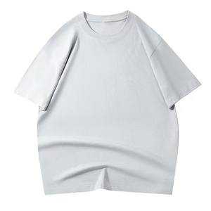 Camiseta unisex de algodón de 210g, cuello redondo, color sólido, manga corta, personalizada con logotipo OEM para verano. - Product Image 4