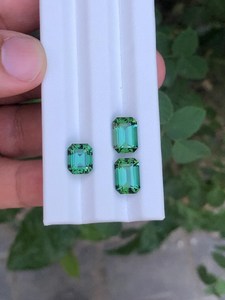 Hermoso Conjunto de Turmalina Verde Menta Natural, Gemas Sueltas a Juego, Certificadas por Terceros, para Joyería y Colección - Product Image 2