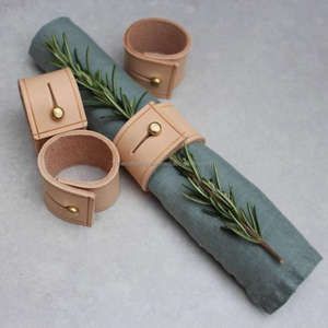 Equestrian Style Leather Napkin <b>Rings</b> Best Price Good Quality Wholesale Napkin Holders Decorative Napkin <b>Ring</b> <b>for</b> Birthday Party - Product Image 6