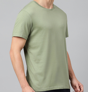 Camiseta de Algodón Lisa para Hombre, Diseño Personalizado OEM, Transpirable, Corte Regular, Cuello Redondo, Manga Corta, Estilo Urbano - Product Image 3