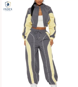 Conjunto Deportivo para Mujer Index Apparel, con Bloques de Color, Manga Larga, Capucha y Cierre con Cordón, Ligero, de Poliéster, para Primavera - Product Image 1