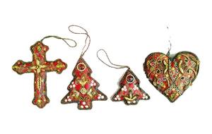 Adornos Navideños Colgantes de Acrílico Cuadrados con Diseño Moderno Hechos a Mano por Lowellcraft, Impresos a Todo Color, Cuentas Rojas Personalizadas - Product Image 5