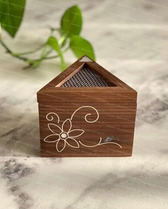 Brûleur d'encens arabe Mubkhar en bois de graines avec incrustation de nacre, diffuseur d'aromathérapie triangulaire, décoration du Ramadan - Product Image 2