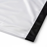 Jersey Olahraga Pickleball Pendek V-neck Depan Anti Bakteri Cepat Kering Bernapas dengan Cetak Transfer Panas Kustom 160GSM OEM ODM Tim