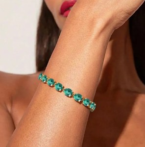 Pulsera con Dije de Esmeralda Ovalada Cultivada en Laboratorio, Plata de Ley Chapada en Oro, Certificada, Lujosa y Elegante, Regalo de Aniversario - Product Image 4