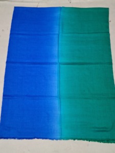 ผ้าคลุมไหล่แคชเมียร์ 100% ทำมือ ทอมือ ลายไล่เฉดสี - Product Image 6