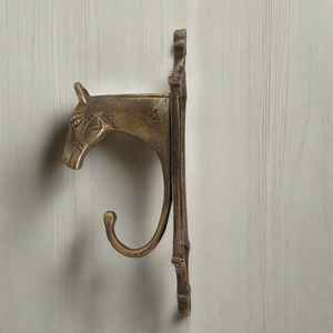 Gancho de Pared de Metal de Latón Hecho a Mano, Diseño Multifuncional, Fácil de Instalar, Acabado Dorado para Hogar de Lujo - Product Image 5