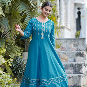 Colección de Verano: Anarkali y Kurta de Algodón con Estampado Floral e Ikat Dorado, Prendas Étnicas para Mujer de Secado Rápido y Protección Solar - Product Image 1