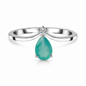 Anillo de fiesta Rhaya Jewels para mujer, estilo bohemio, chapado en rodio, plata de ley 925, ónix verde talla pera, engaste de garra, banda sencilla y delicada - Product Image 1