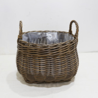 Ensemble de 2 paniers ovales en polyrotin naturel avec poignées, contenants de rangement durables faits à la main pour boîtes cadeaux, organisation de la maison