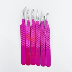 Pince à épiler Somofy Enterprises de haute qualité, personnalisée, à marque privée, à 90 degrés, pour extensions de cils, en acier inoxydable durable - Product Image 1