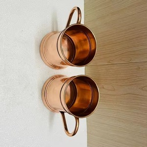 Mug en cuivre artisanal moderne, écologique, taille personnalisée, cadeau d'affaires, pour la vodka et la bière russes, usage domestique - Product Image 1