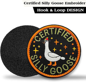 Patchs en caoutchouc PVC souple de haute qualité Logo imprimé personnalisé Badges en caoutchouc Accessoires de mode Badges en caoutchouc Pvc tissu sergé - Product Image 4