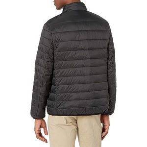 Chaqueta Acolchada Negra para Hombre, Cuello Alto, Cierre de Cremallera, Resistente al Viento, Corte Regular Informal, Relleno de Poliéster, para Otoño - Product Image 2