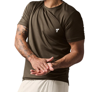 Nouveauté, t-shirt unisexe de luxe à col montant, logo personnalisé imprimé, t-shirt oversize pour homme, vente en gros, fabriqué au Pakistan - Product Image 1