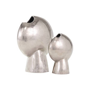 Vase à fleurs en argent plaqué, design moderne, finition métallique sphérique, lot de 2, décoration intérieure douce, vase créatif, prix d'usine - Product Image 1