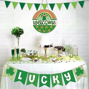 Insegna in Legno per la Festa di San Patrizio, Decorazione per Porta con Arcobaleno e Trifoglio, Appendiabiti da Esterno per il Festival Primaverile Irlandese - Product Image 2