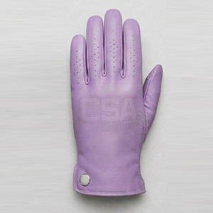 Gants de toilette de luxe au design moderne, avec une coupe confortable et un matériau durable, pour les occasions formelles - Product Image 2