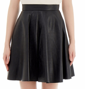 Jupe plissée en similicuir de haute qualité sur mesure pour femmes, taille haute, design évasé, matière PU respirante, fabriquée au Pakistan - Product Image 6