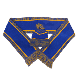 Ensemble bonnet et écharpe longs en tricot rayé bleu roi et or Sigma Rho, style universitaire, avec pompon et franges, unisexe - Product Image 1