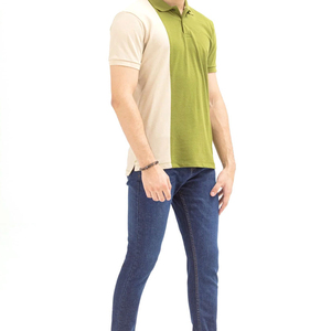 Chemise décontractée tricotée à manches courtes pour homme en coton/élasthanne anti-plis avec logo frontal et poche, coloris moutarde, noir, gris, fabriquée au Pakistan - Product Image 2