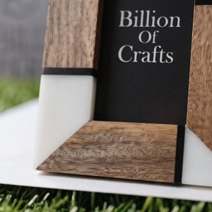 Billion of Crafts Cadre photo rectangulaire vertical moderne en bois et résine, fait main, de luxe, pour décoration de table - Product Image 4