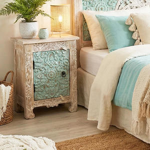 Mesa <span class=keywords><strong>de</strong></span> <span class=keywords><strong>Noche</strong></span> Tradicional <span class=keywords><strong>de</strong></span> Madera Maciza India Turquesa con Acabado Natural, Tallada a Mano, Estilo Oriental, Ecológica para Dormitorio - Product Image 1